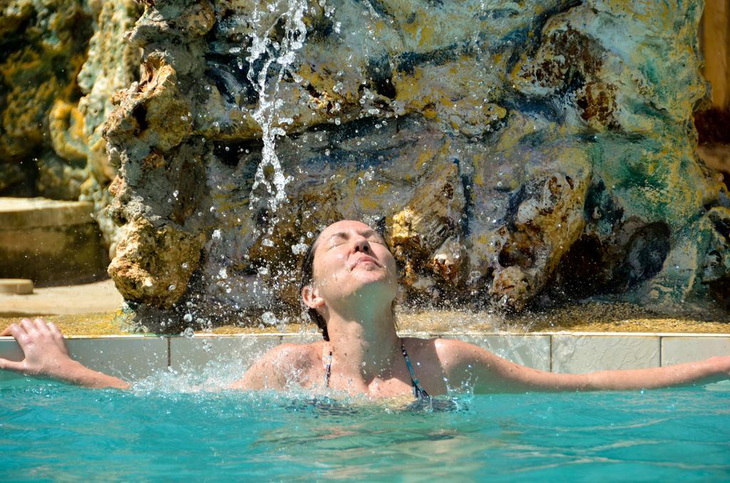 Reddoorz Plus @ Sla Divina Panglao Bohol Dış mekan fotoğraf